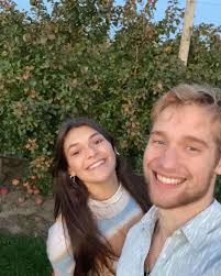 Charles Hacker (@charles__hacker) • Instagram photos and videos