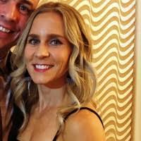 Lauren Klinger's Instagram, Twitter & Facebook