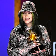 Tons of awesome billie eilish wallpapers to download for free. Billie Eilish Debuts Jaw Dropping Blonde Hair Transformation E Online Deutschland