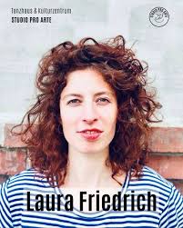 Wir freuen uns sehr, dass Laura Friedrich ab sofort die Contemporary-Kurse  am Mittwoch sowie die 40+ und 60+ Kurse am Freitag übernimmt. Eine große  Bereicherung für das Team von Studio Pro Arte!