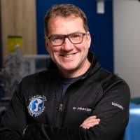 Dave Liptak's Instagram, Twitter & Facebook