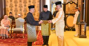 Pelantikan senarai menteri kabinet kali ini diperkuatkan dengan empat orang menteri kanan yang berfungsi membantu perdana menteri. Senarai Penuh Menteri Kabinet Kerajaan Malaysia 10 Mac 2020 Sunah Suka Sakura