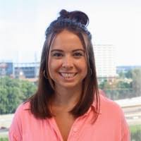 Kayla Brewer's Instagram, Twitter & Facebook