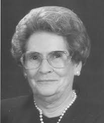 Evelyn Maxey's Instagram, Twitter & Facebook