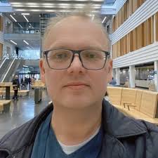 Adrian Freeman (@Adrian1Freeman)