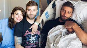Belçika'da berchem sport takımının altyapısına girerek daha 12 yaşında spor kariyerine başlamıştır. Alpaslan Ozturk Un Esi Ebru Sanci Ya Yaptigi Yorumlar Guldurdu Son Dakika Magazin Haberleri