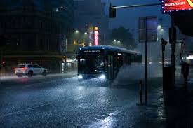 Winds variable at 30 to 35 mph (48.3 to 56.3 kph) (48.3 to 56.3 kph). Sydney Storm Is Here And There Are Major Flash Flooding Warnings Who Magazine