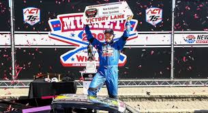 It began on sunday, february 11, and ended on sunday, november 18. Gun Show Bobby Santos Outduels Justin Bonsignore For Whelen Mod Tour Musket 200 Win At Nhms Racedayct Com