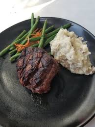 This sent water spraying into the air until crews could shut it off, according to fisk. 10 Oz Filet With Garlic Smashed Potato And Green Beans Picture Of Mike Dianna S Grill Room Corolla Tripadvisor