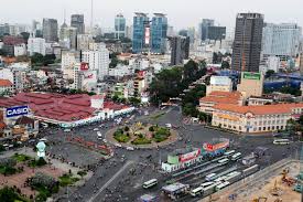 Image result for bùng binh quách thi trang chợ bến thành photos