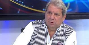 Erman Toroglu Isyan Etti Istediginizi Yazabilirsiniz Kirmizi Spor Kadin