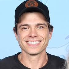 Matthew Lawrence_百度百科