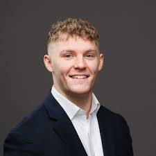 I'm happy to announce that I have started a new position as Client  Experience Coordinator at UFG Advisors! Super excited to work with such a  great team!