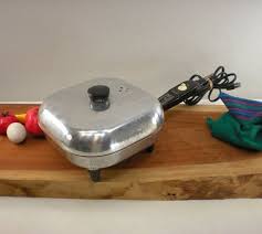 Sunbeam Fry Pan Electric Skillet Small 9 Mini 1950s Etsy Electric Skillets Electric Frying Pan Small Electrics