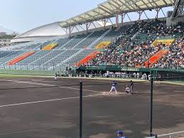 åªä»Šæ²–ç¸„ã‚»ãƒ«ãƒ©ãƒ¼ã‚¹ã‚¿ã‚¸ã‚¢ãƒ ã§ã¯èª­å£²ã‚¸ãƒ£ã‚¤ã‚¢ãƒ³ãƒ„vsä¸­æ—¥ãƒ‰ãƒ©ã‚´ãƒ³ã‚ºã®ç·´ç¿'è©¦åˆä¸­ ãƒ™ãƒ¼ã‚¹ãƒœãƒ¼ãƒ«ã‚­ãƒ£ãƒ³ãƒ— In æ²–ç¸„ Facebook