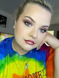 Purches over 500LE and get a FREE GIFT 🎁ALL ORIGINAL PRODUCTS FROM GERMANY  🇩🇪🇩🇪🇩🇪 Love your self and your body ❤️❤️ Wish everyone beautiful day  😘😘😘