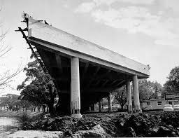 South Eastern Freeway Construction In 1961 Freeway Road Construction Engineering Bridge Oldphoto Vinta Melbourne Victoria Melbourne Melbourne Australia