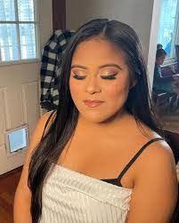 Angie Jasmine's Instagram, Twitter & Facebook