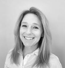 Empower Young Artists Through Arts Education