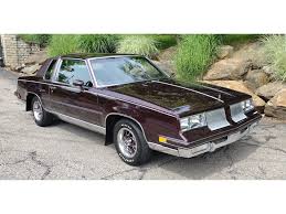 Image result for Maroon 1986 UMM