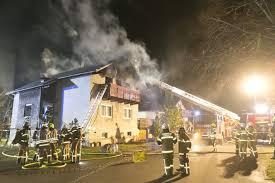 Hier findet ihr die antwort für die frage ein haus brennt: Ludesch Familie Ist Im Urlaub Als Ihr Haus Brennt Vorarlberger Nachrichten Vn At
