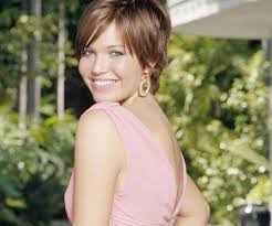 Mandy moore short hairstyles celebrity hair celebrity beauty haircut bob. Mandy Moore 12 Celebrities With Really Short Hair