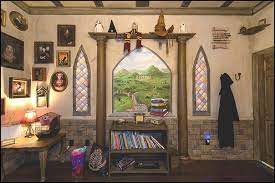 Decorating Theme Bedrooms Maries Manor Hogwarts Castle Harry Potter Decor Harry Potter Room Decor Harry Potter Room