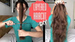 Then, flip the ends of your. How I Cut My Hair While Travelling Diy Layered Haircut Youtube