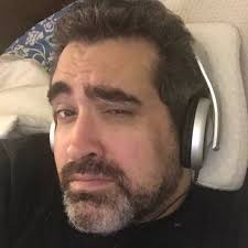 Simon James Powers (@powers.au) • Threads, Say more