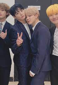 Bts' suga and jungkook react to suga receiving a marriage proposal. Uni Busy S Tweet Why Does It Look Like Jimin And Jungkook Just Got Married Trendsmap