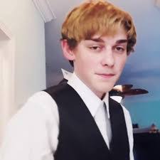 Logan Mcclellan's Instagram, Twitter & Facebook