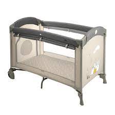 Malin, le lit transformable winnie 2 60 x 120 cm avec dispositif à langer intégré vous permet d'obtenir, par transformation, un véritable lit junior 90 x 190 cm et une commode. Lit Deluxe Winnie De Aubert Concept Lits Parapluies Aubert