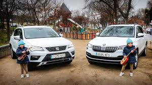 It should be noted that some significant equipment comes as standard on the karoq, but isn't available on the ateca including sliding rear seat and parking sensors. Comparativa Suv Seat Ateca Vs Skoda Karoq Tan Iguales Tan Diferentes