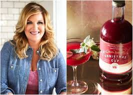 Did you scroll all this way to get facts about trisha yearwood? Celebrate The Holidays With Trisha Yearwood S Christmas In A Cup Sounds Like Nashville