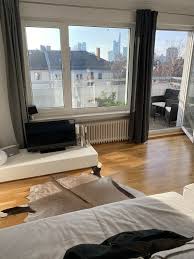 Hier finden sie wohnungen zum mieten vieler immobilienportale und durch die einfache & schnelle wohnungssuche mit intuitiven filtermöglichkeiten ist. Moblierte Wohnung Frankfurt Nordend Mit Balkon Inkl Stellplatz In Frankfurt Main Nordend Ebay Kleinanzeigen