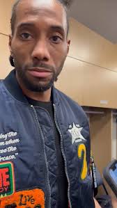 Law Murray] Kawhi Zu and Jeremy Castleberry were debating about Wilt and  Bill Russell and Shaq … Kawhi told them watch the games instead of  Instagram highlights 😭 : r/nba