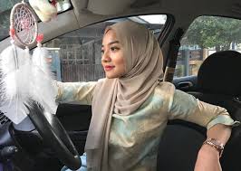 Kini, tv3 akan merealisasikan impian anda. Hawa Rizwana Iras Neelofa Pembaca Berita Tv9 Baru