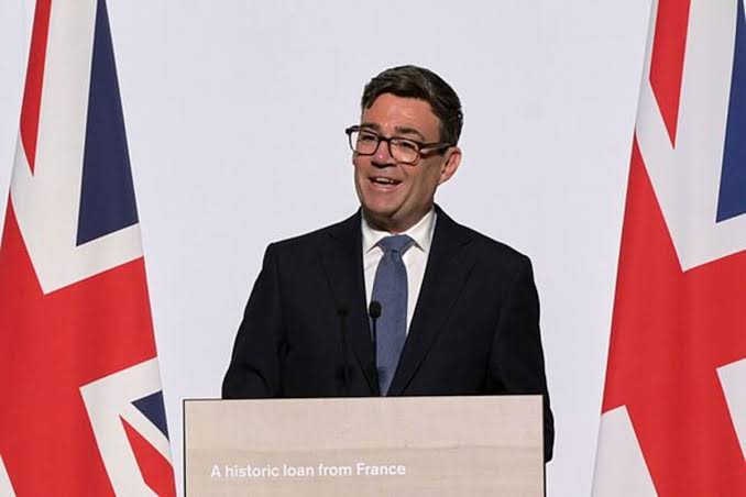 The small boats crisis is getting even worse under Burnham's rule - AOL
