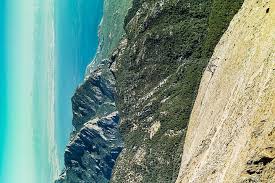 Antalya tahtalı olympos teleferik tesisleri, antalya'nın kemer ilçesi'ne yakın bir konumda bulunuyor. Accesstravels