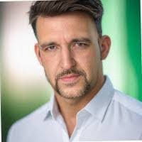 Thomas Waldvogel's Instagram, Twitter & Facebook