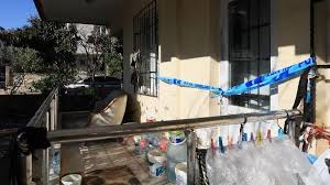 Jun 16, 2021 · antalya'da balkondan halı silkelediği sırada dengesini kaybedip beton zemine düşen satı üçgül (53), yaşamını yitirdi. Yasli Kadini Altin Ve Parasi Vardir Diye Oldurmusler Son Dakika Haberleri