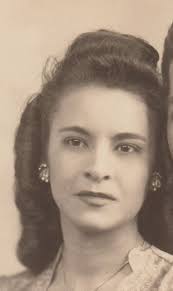 Gloria Cruz's Instagram, Twitter & Facebook