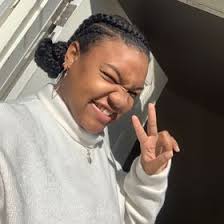 Shania Moore (moore_shania)