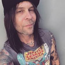 Happy Sunday To all my Fans out there Wish you the best life can offer to  you