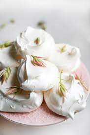 Easy Meringue Recipe Just Easy Recipes Recipe Easy Meringue Recipe Easy Meringues Egg White Recipes Dessert