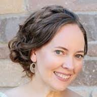 Amanda Furlong's Instagram, Twitter & Facebook