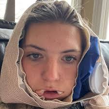 Krysta White's Instagram, Twitter & Facebook