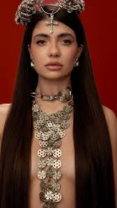 Fãs de Maiara & Maraisa e de Marília Mendonça ameaçam cantora que pediu  proibição de uso do nome 'As patroas'