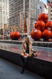 Pin By Hilda Sanjurjo On Manhattan Nyc In 2020 Nyc Christmas New York City Christmas New York Christmas