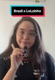 // eu particularmente acertei todas 😎 . . . Obrigada @Diana Zambrozuski  pelo mimo de microfone 🥰 qualidade surreal Ib: @Kenzão . #leaguememes  #leagueoflegendsmemes #lolzinho #leagueoflegends ...